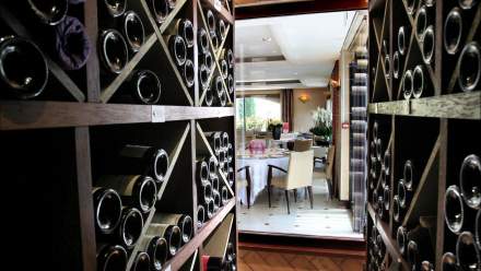 → Hostellerie Pennafort · Hotel and Gastronomic Restaurant · Var 83 - Wine cellar