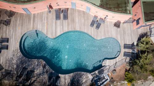 → Hostellerie Pennafort · Hotel and Gastronomic Restaurant · Var 83 - Outdoor pool