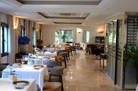 Restaurant Gastronomique Var (83) · Hostellerie Les Gorges de Pennafort · Salle
